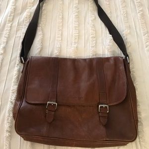 Smooth Leather Messenger Bag